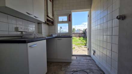 Sibley Grove, Manor Park, E12 6SF, Image 4