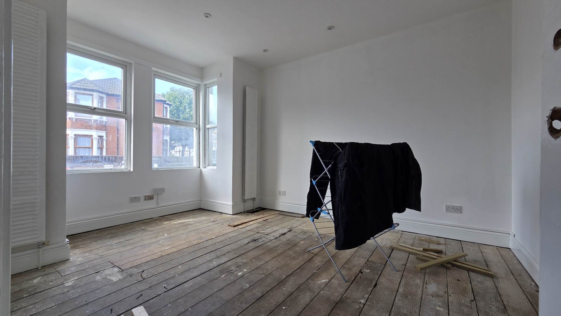 Sibley Grove, Manor Park, E12 6SF, Image 2