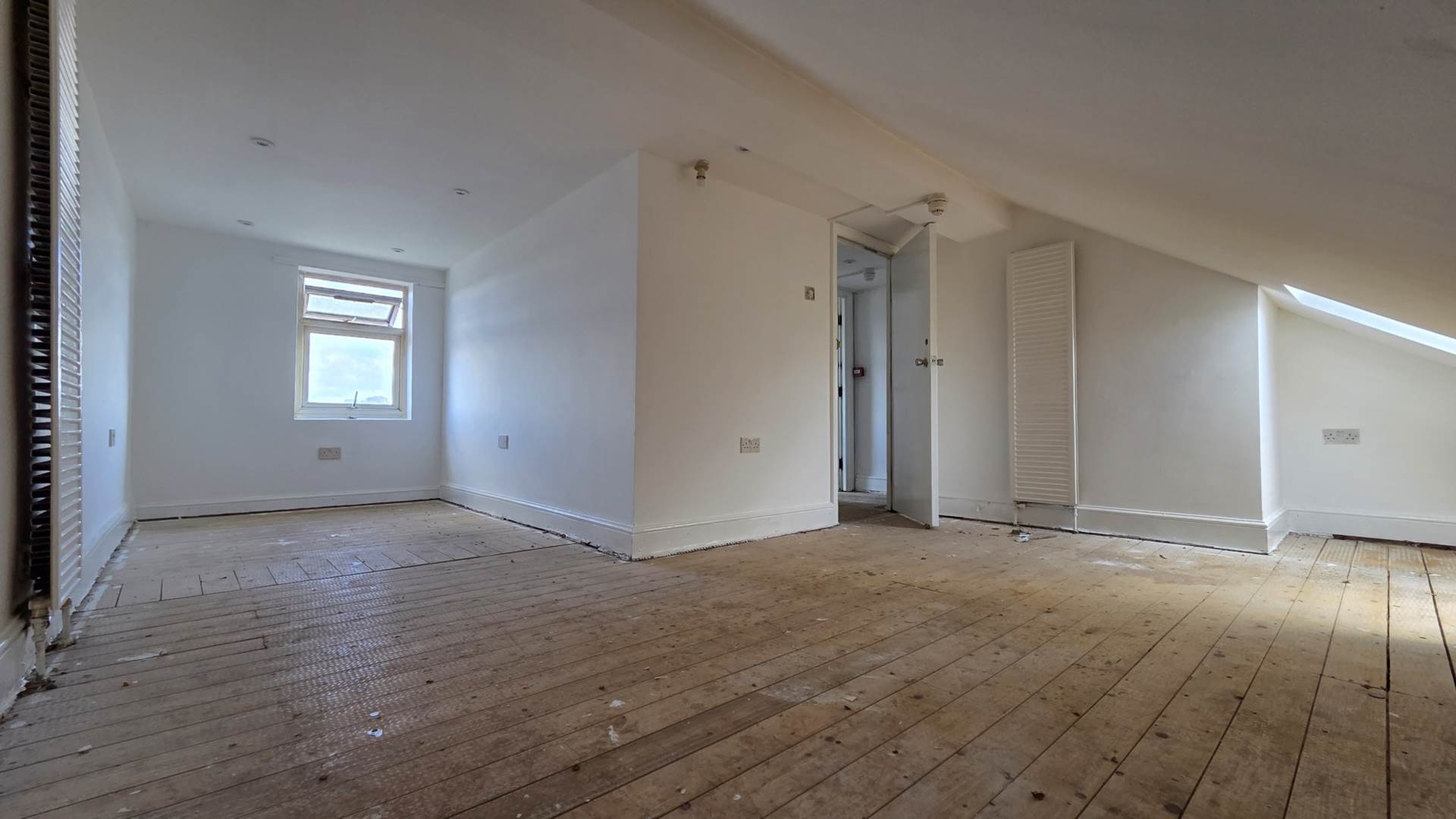 Sibley Grove, Manor Park, E12 6SF, Image 3