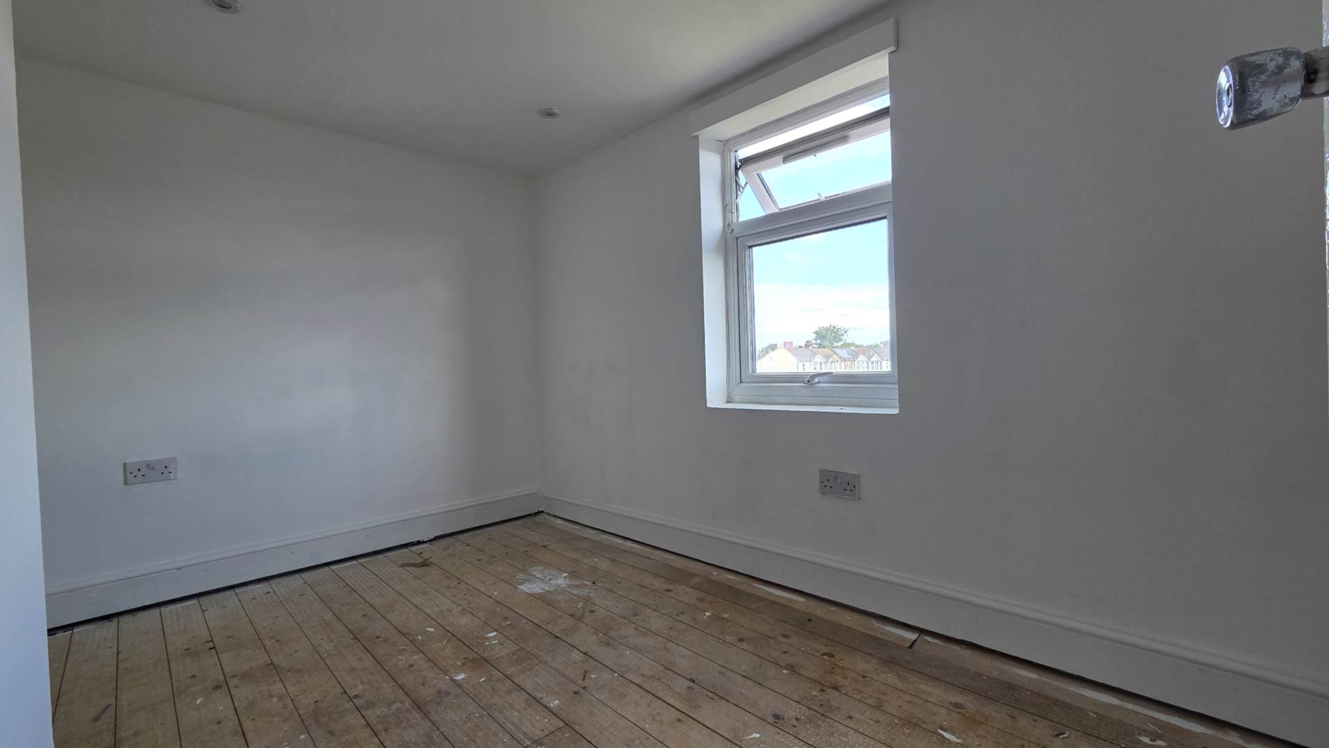 Sibley Grove, Manor Park, E12 6SF, Image 7