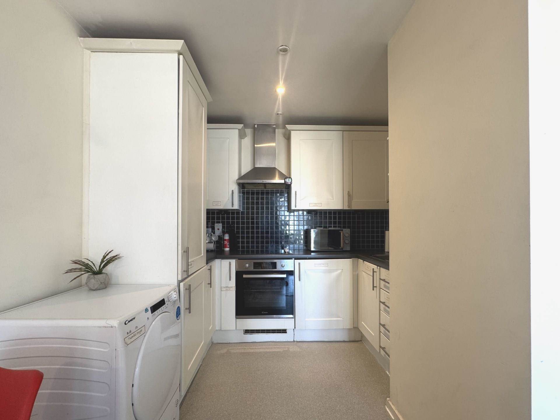 Longbridge Road, Barking, IG11, Image 3