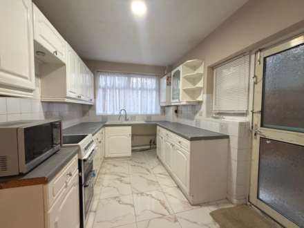 3 Bedroom Terrace, Rotherfield Road, Enfield, EN3