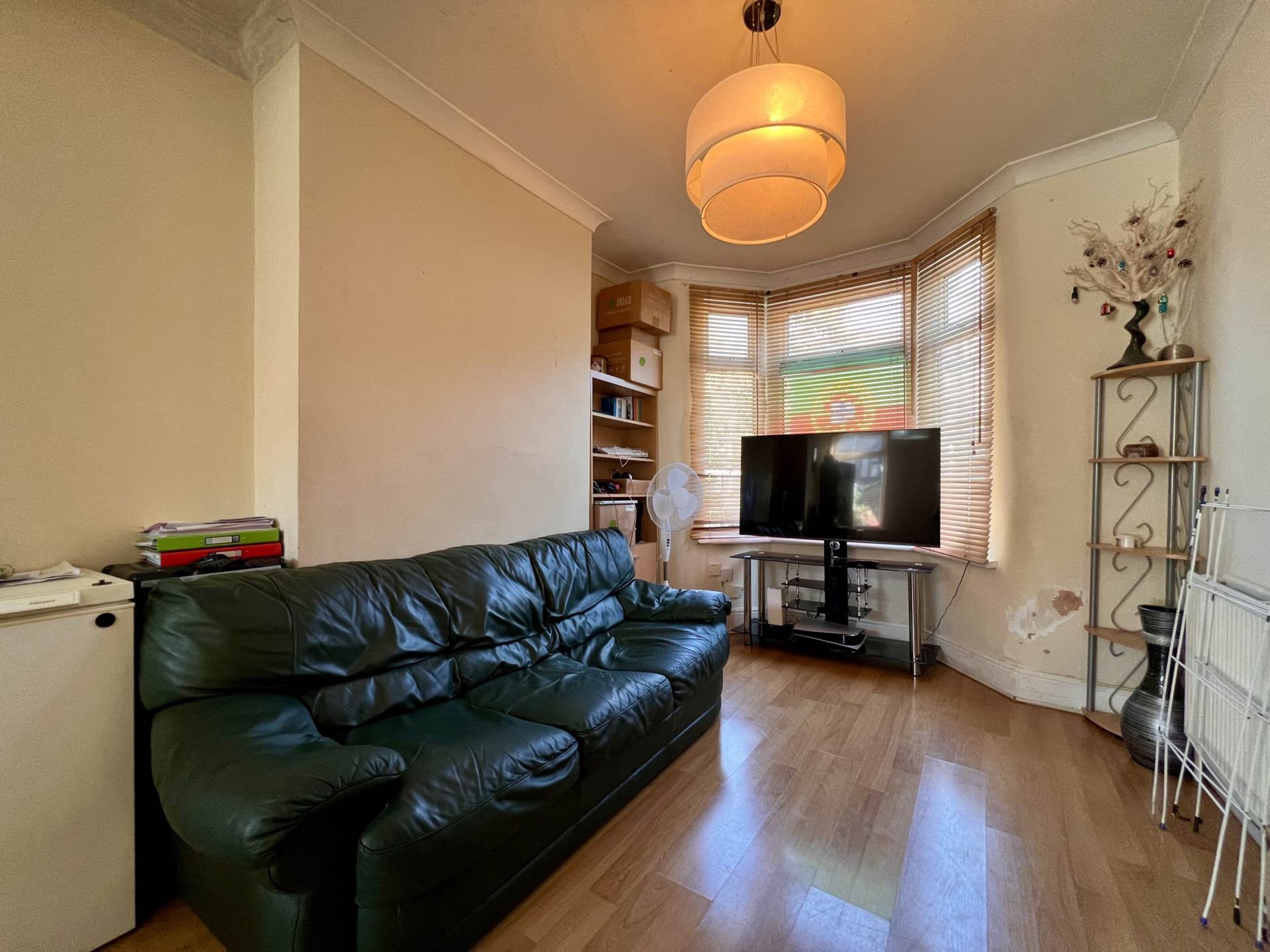 Upperton Road West, Plaistow, E13 9LT, Image 1