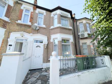 Vernon Avenue, Manor Park, E12 6DE, Image 1