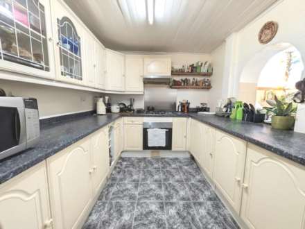 Vernon Avenue, Manor Park, E12 6DE, Image 5