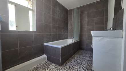 Monega Road, Manor Park, E12 6TY, Image 9