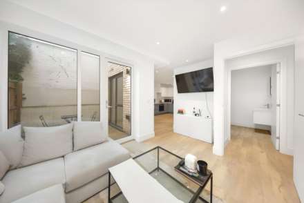 Kempton Mews, East Ham, E6 2BF, Image 3