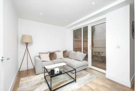 Kempton Mews, East Ham, E6 2BF, Image 4