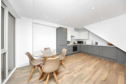 Kempton Mews, East Ham, E6 2BF, Image 5