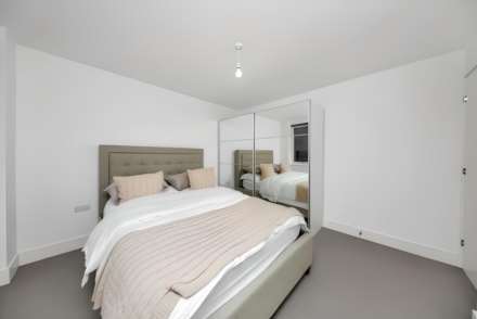 Kempton Mews, East Ham, E6 2BF, Image 9