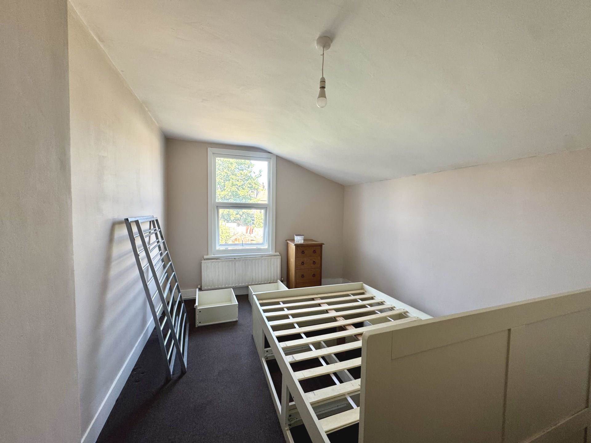Grangewood Street, London, E6, Image 9