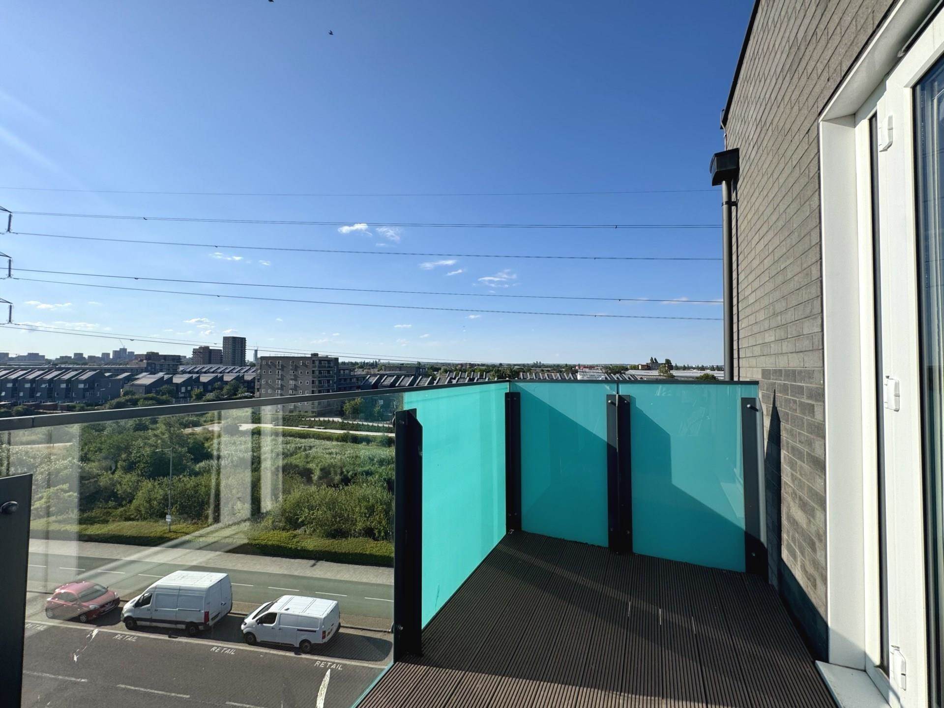 Leslie Hitchcock House, Barking, IG11, Image 9