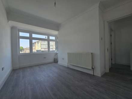 Barking Road, East Ham, E6 2SA, Image 3