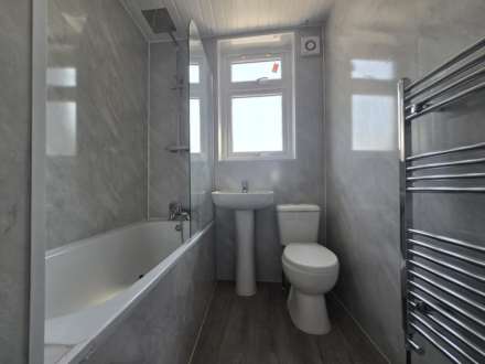 Barking Road, East Ham, E6 2SA, Image 8