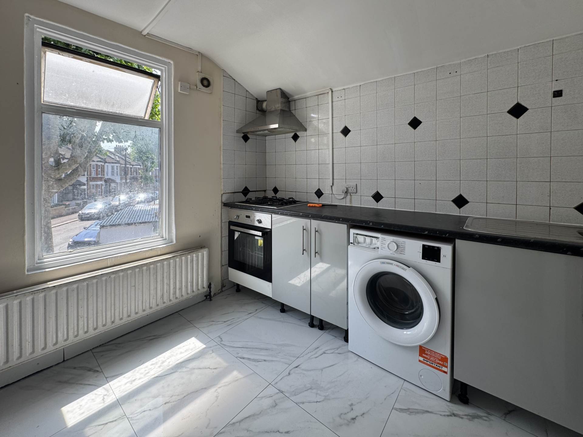 Katherine Road, East Ham, E6, Image 13