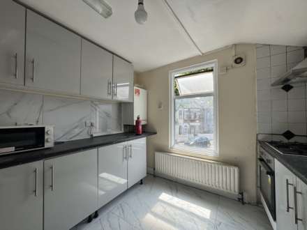 Katherine Road, East Ham, E6, Image 14