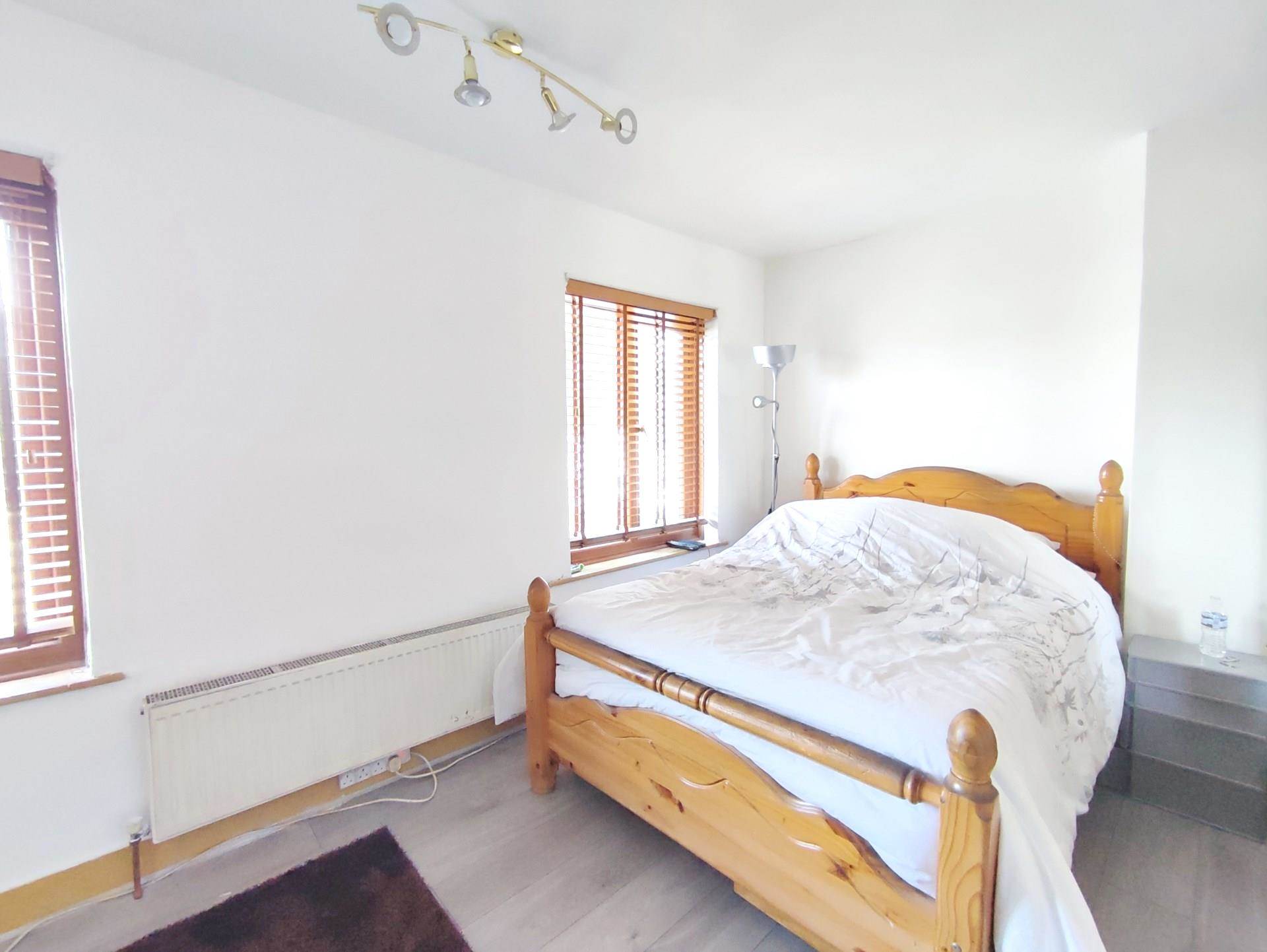 Gainsborough Avenue, Manor Park, E12 6JL, Image 5