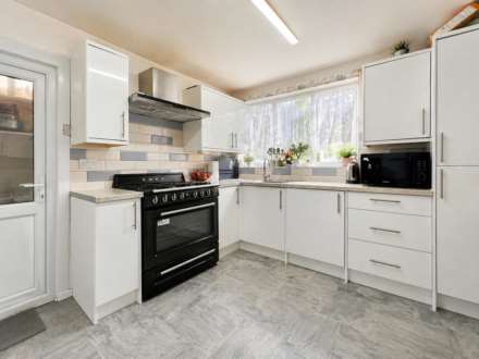 Cheshunt Road, Forest Gate, E7 8JD, Image 10