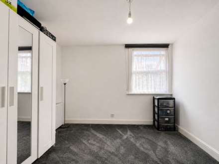 Cheshunt Road, Forest Gate, E7 8JD, Image 4