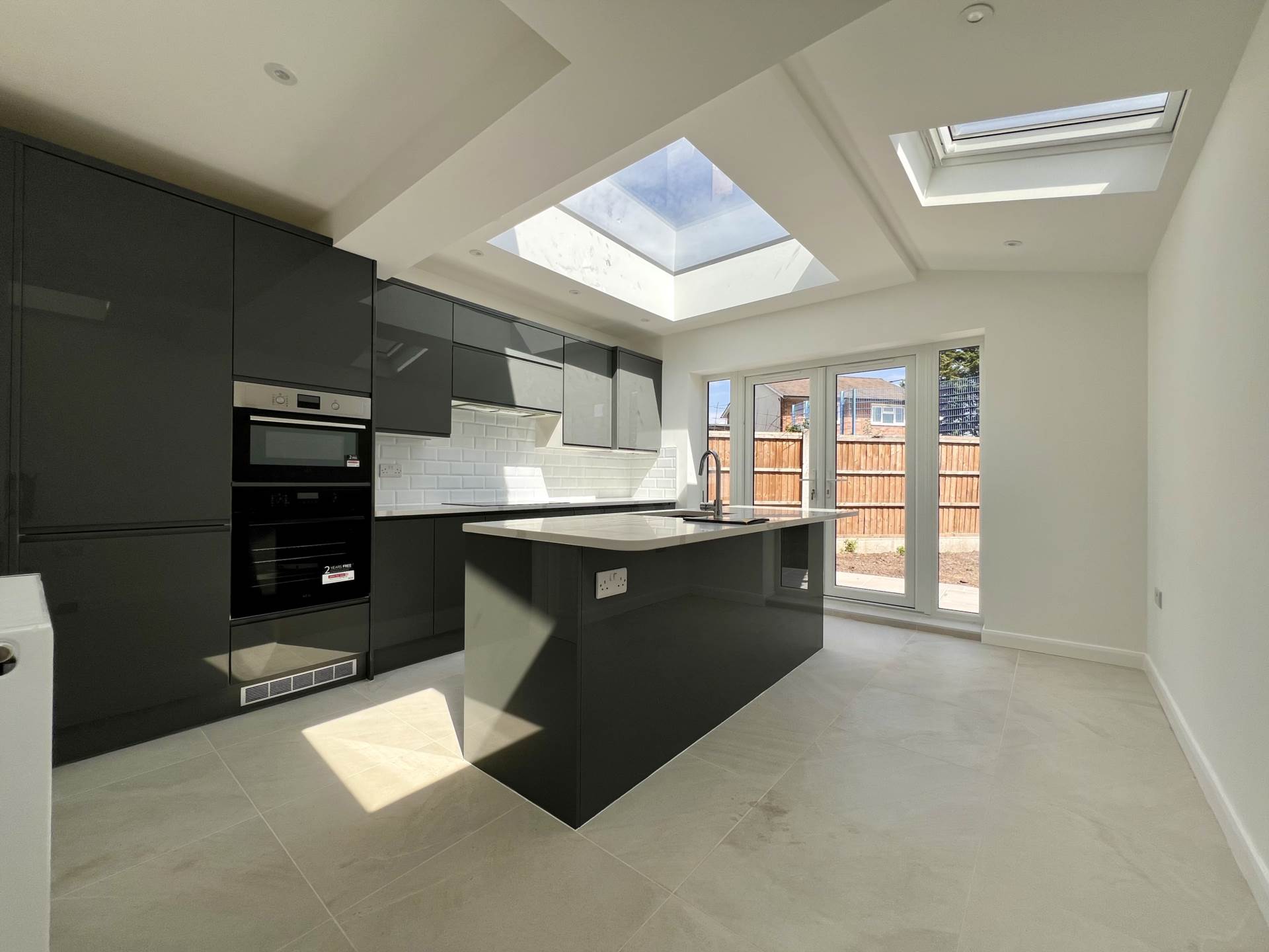 Salisbury Road, London, E12 6AA, Image 3