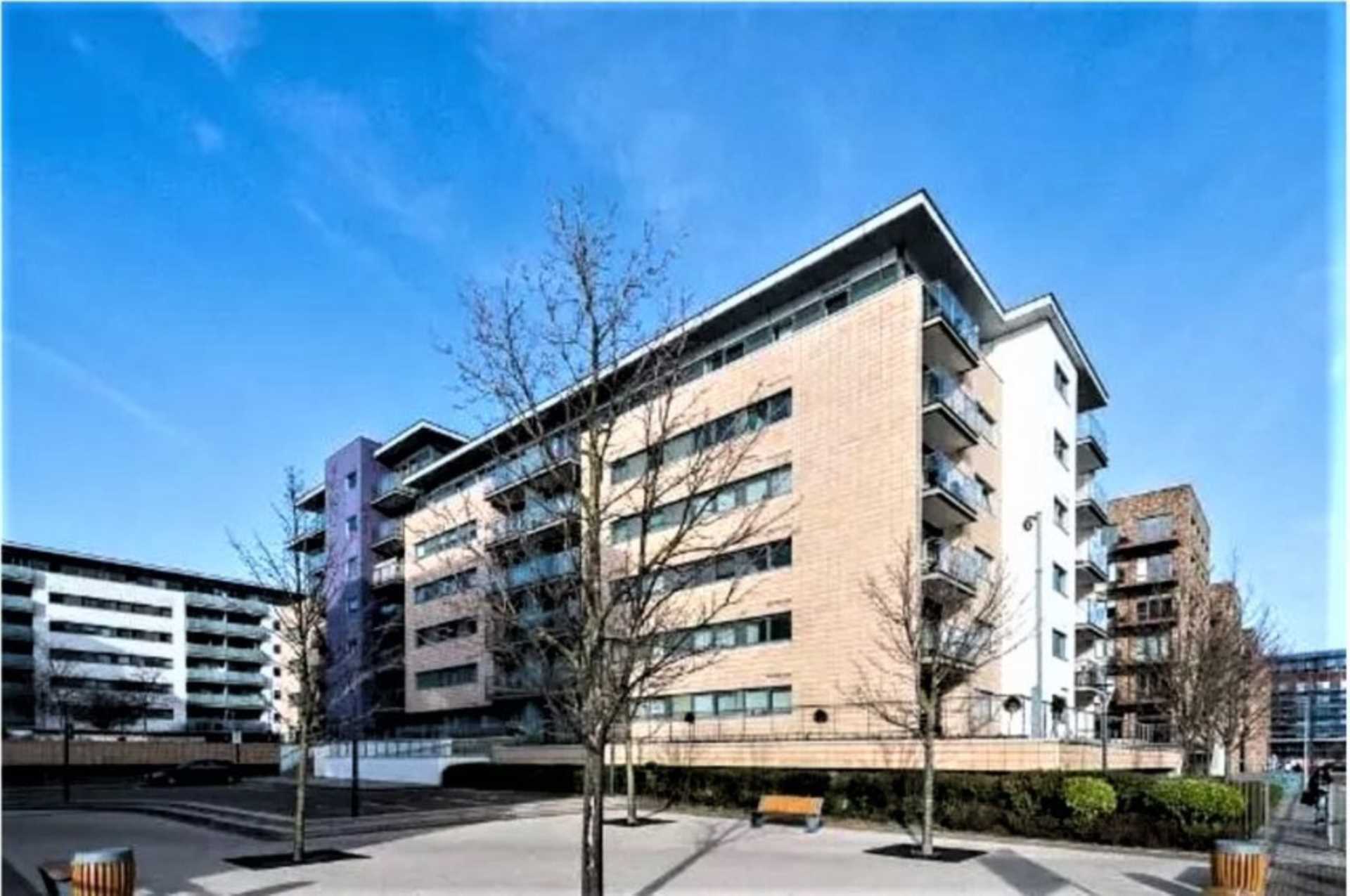 Albert Basin Way, London, Image 1