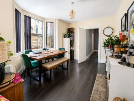 Sixth Avenue, Manor Park, E12 5PP, Image 2
