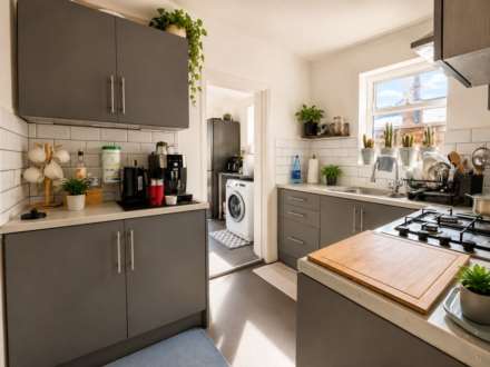 Sixth Avenue, Manor Park, E12 5PP, Image 5