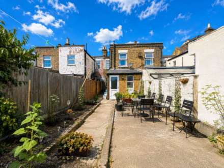 Sixth Avenue, Manor Park, E12 5PP, Image 8