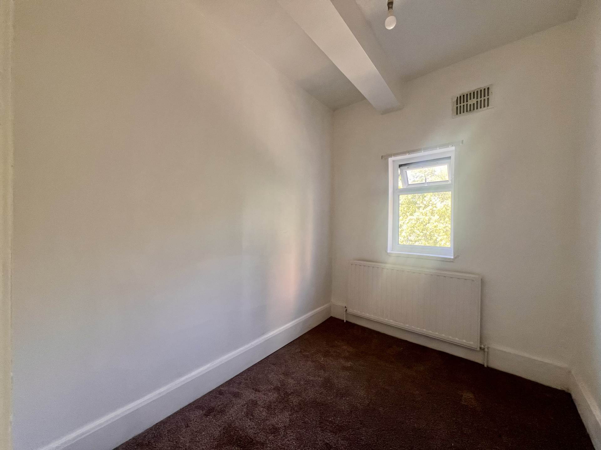 Romford Road, London, E12, Image 3