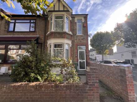 Hatherley Gardens, London, E6 3HD, Image 1