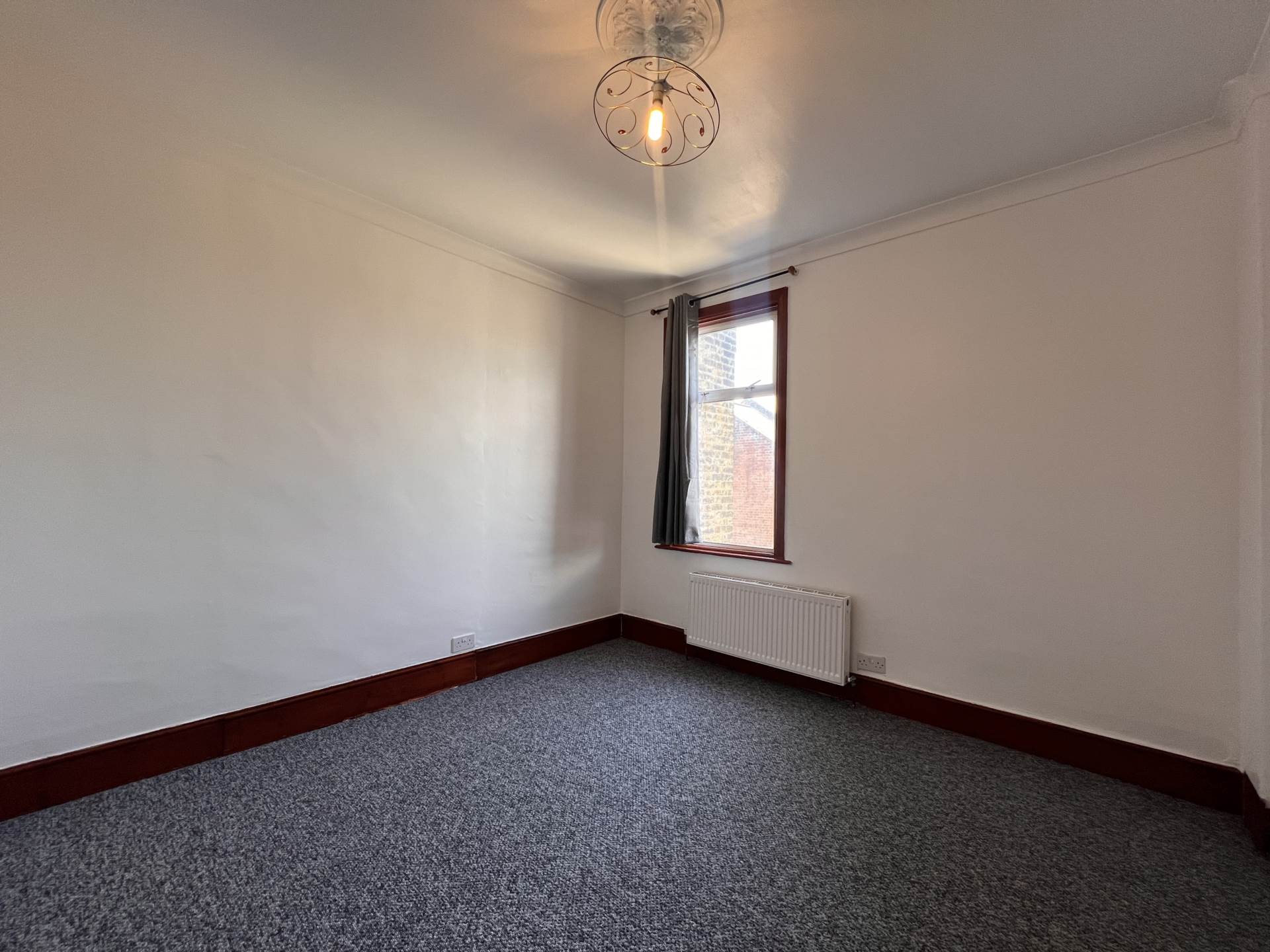 Twickenham Road, Leytonstone, E11, Image 10