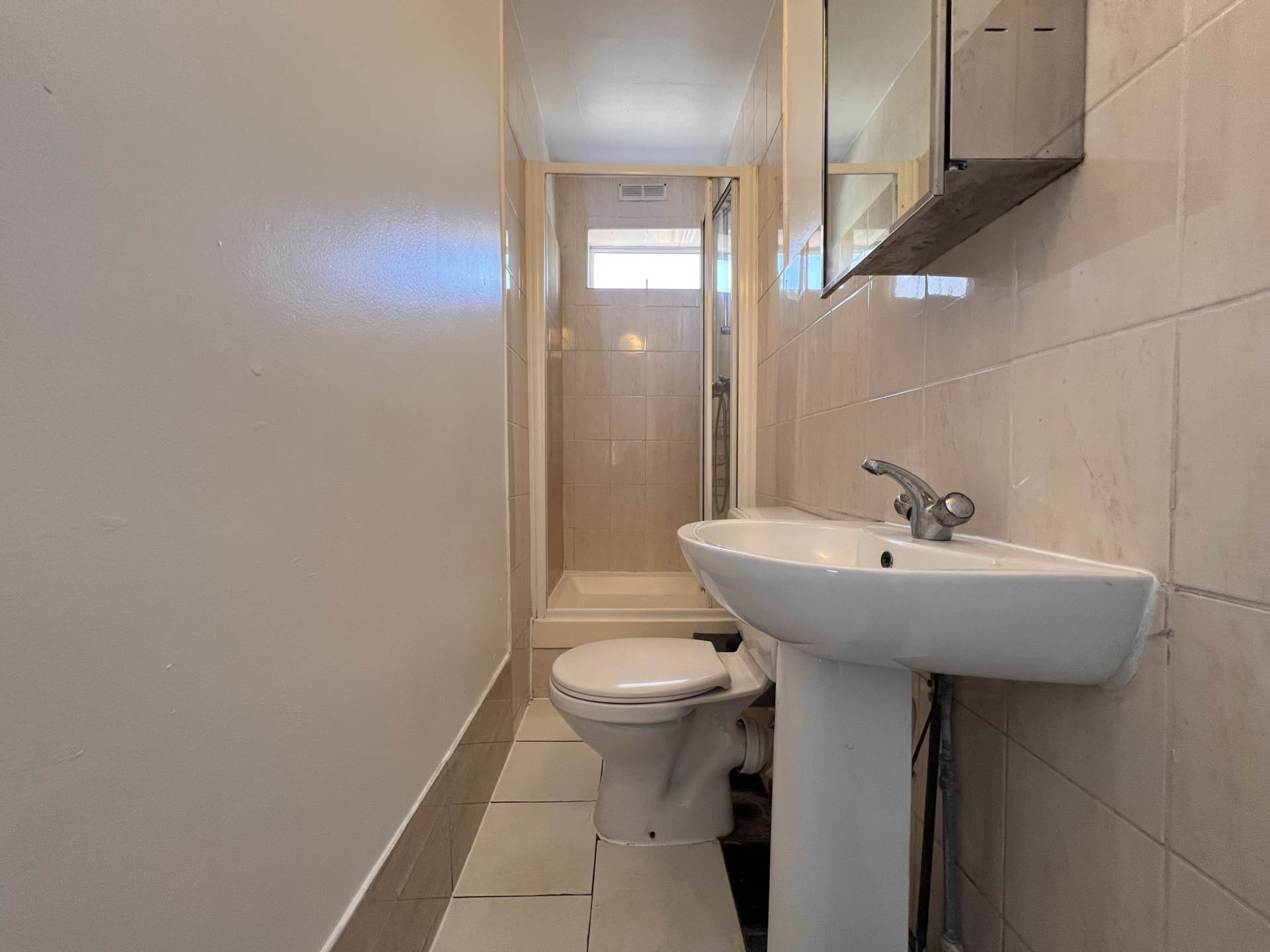 Twickenham Road, Leytonstone, E11, Image 5