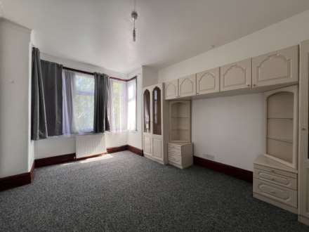 Twickenham Road, Leytonstone, E11, Image 11