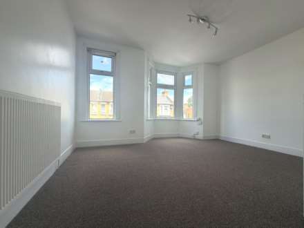 Radlix Road, Leyton, E10, Image 5