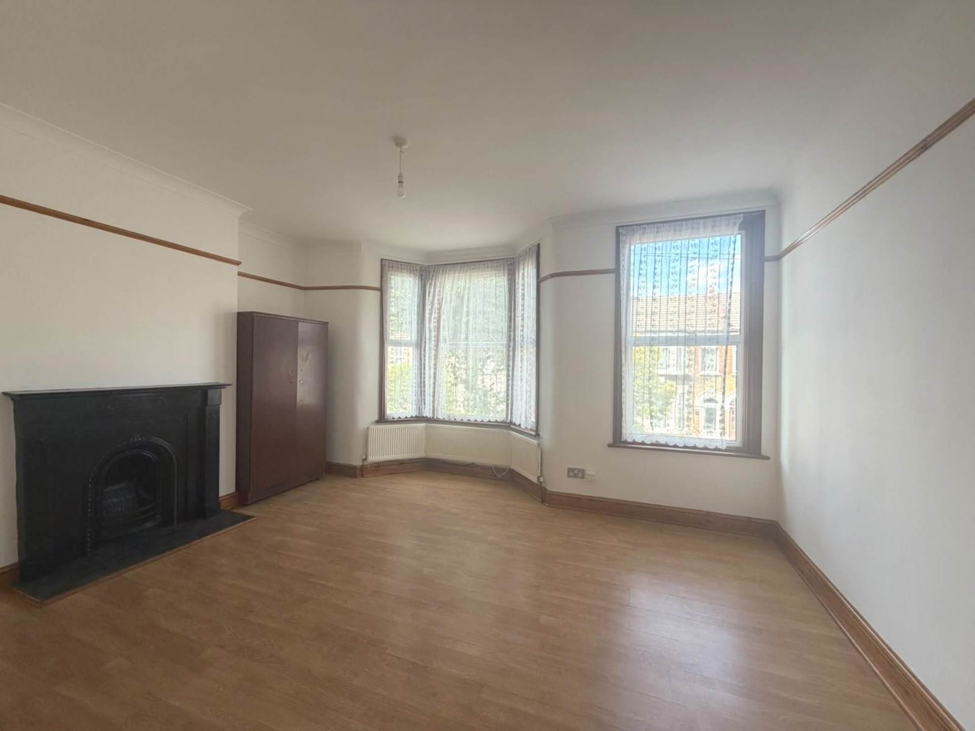 Simonds Road, Leyton, E10, Image 1