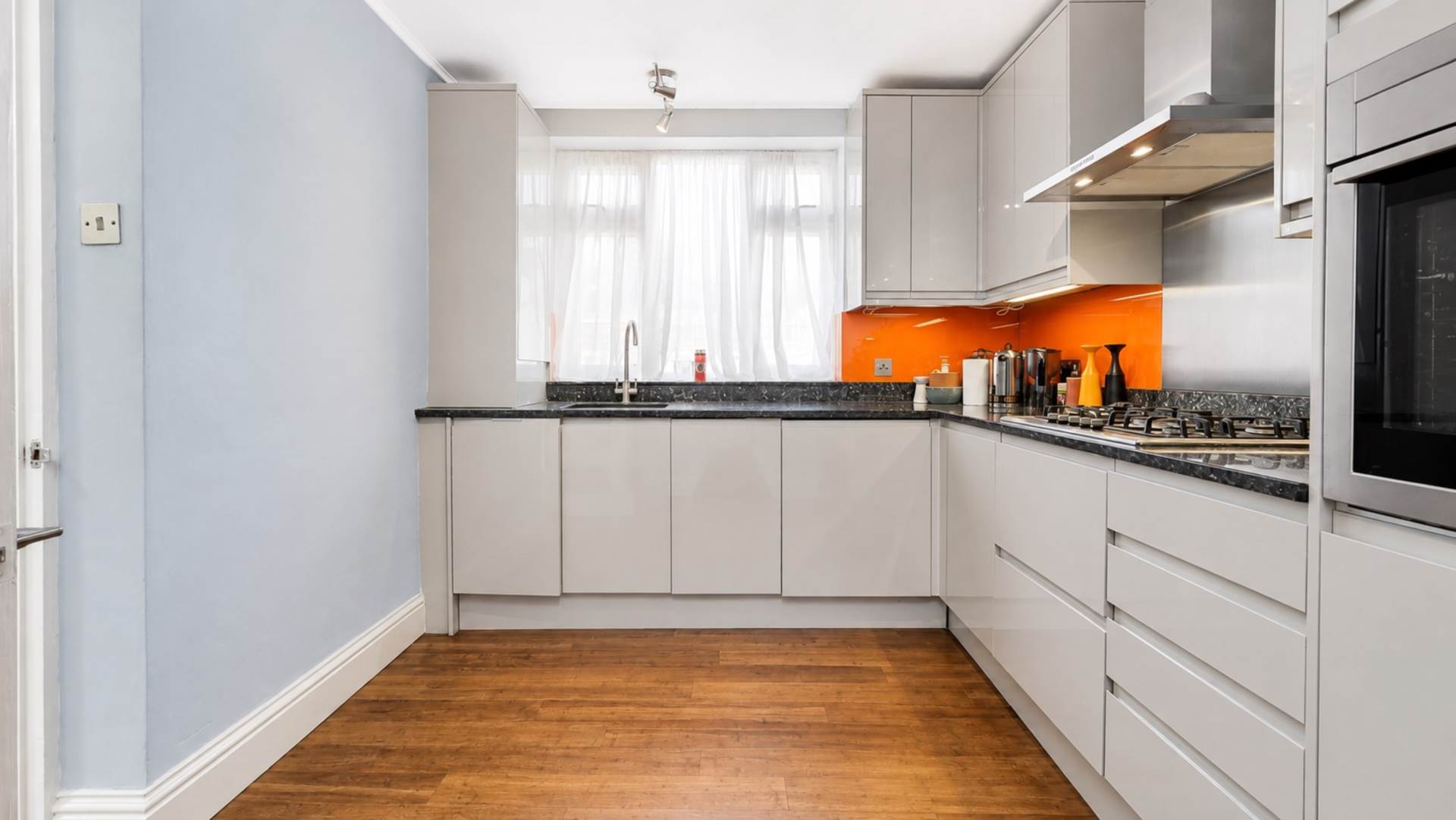 Claybury Broadway, Ilford, IG5 0LH, Image 8