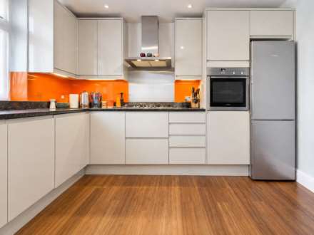 Claybury Broadway, Ilford, IG5 0LH, Image 2