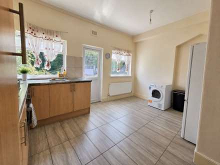 Leigh Road, East Ham, E6 2AS, Image 3