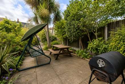 Gladding Road, Manor Park, E12, Image 11