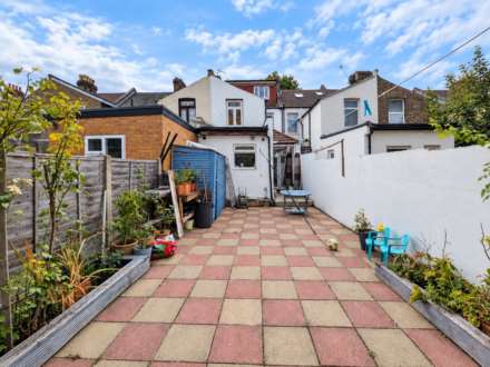 Henderson Road, Forest Gate, E7 8EF, Image 9