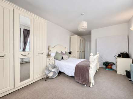 Little Ilford Lane, Manor Park, E12, Image 12