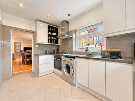 Little Ilford Lane, Manor Park, E12, Image 9