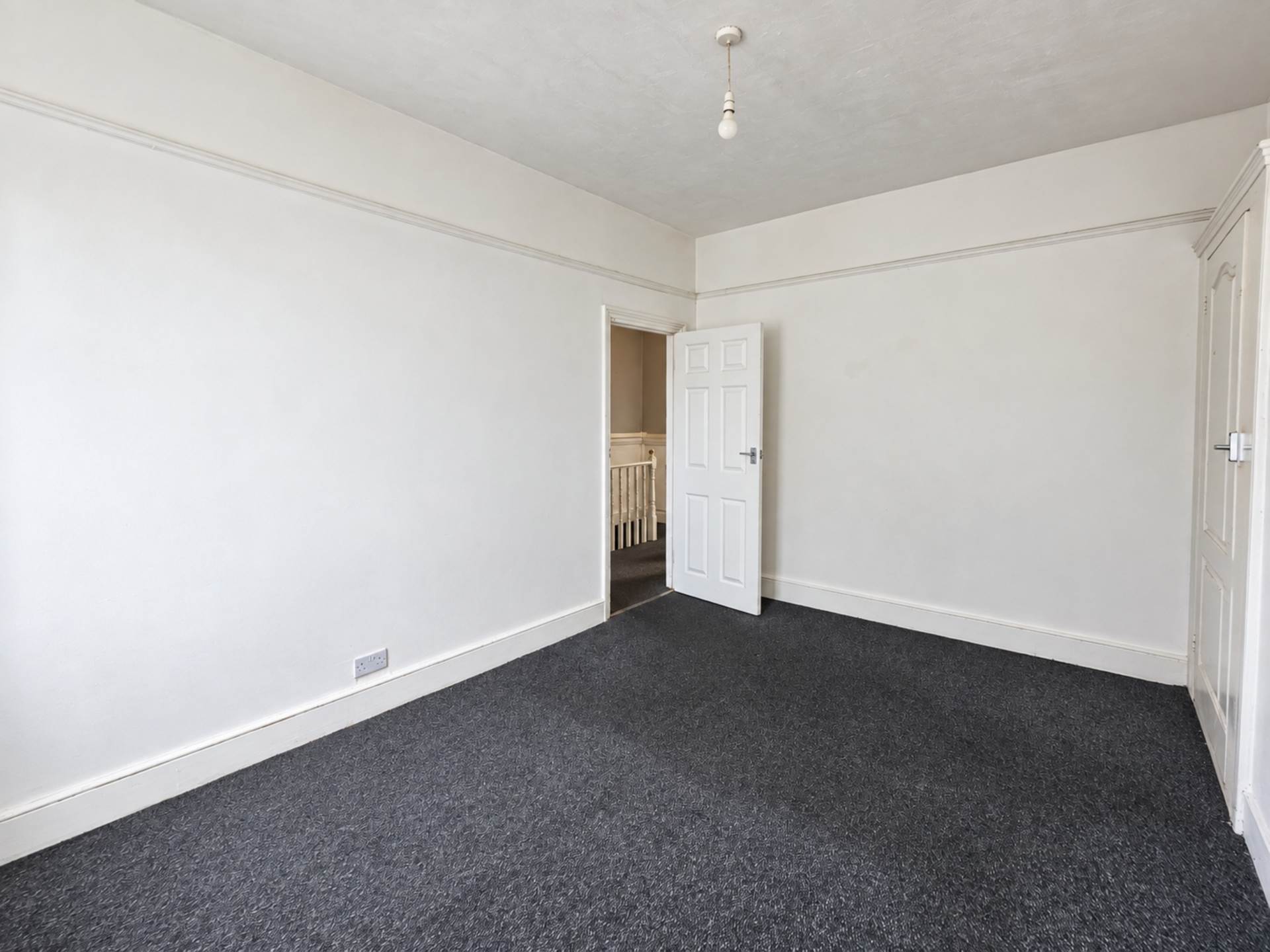 Ruskin Avenue, London, E12 6PN, Image 8