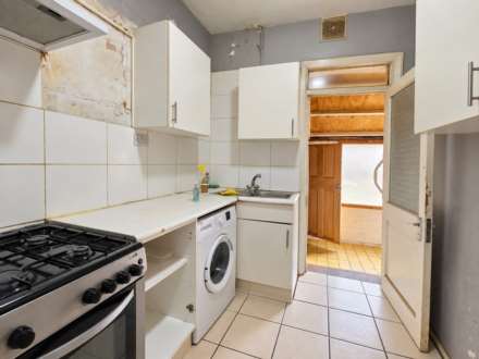 Ruskin Avenue, London, E12 6PN, Image 10