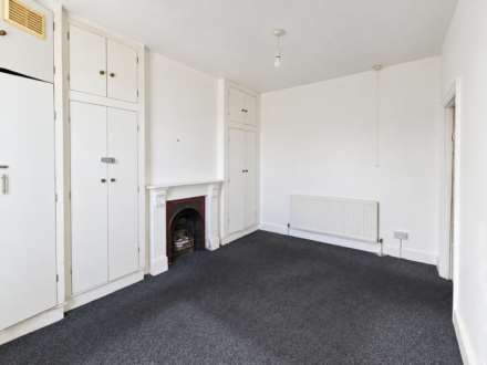Ruskin Avenue, London, E12 6PN, Image 7