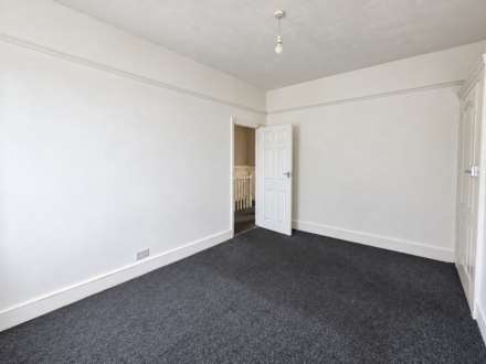 Ruskin Avenue, London, E12 6PN, Image 8
