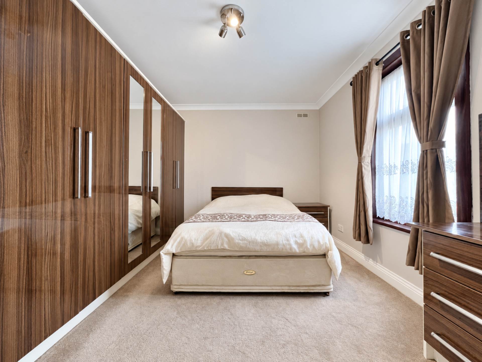 St Albans Road, Ilford, IG3, Image 11