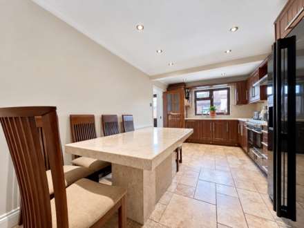 St Albans Road, Ilford, IG3, Image 4