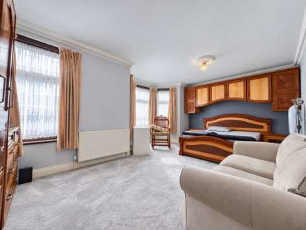 St Albans Road, Ilford, IG3, Image 8