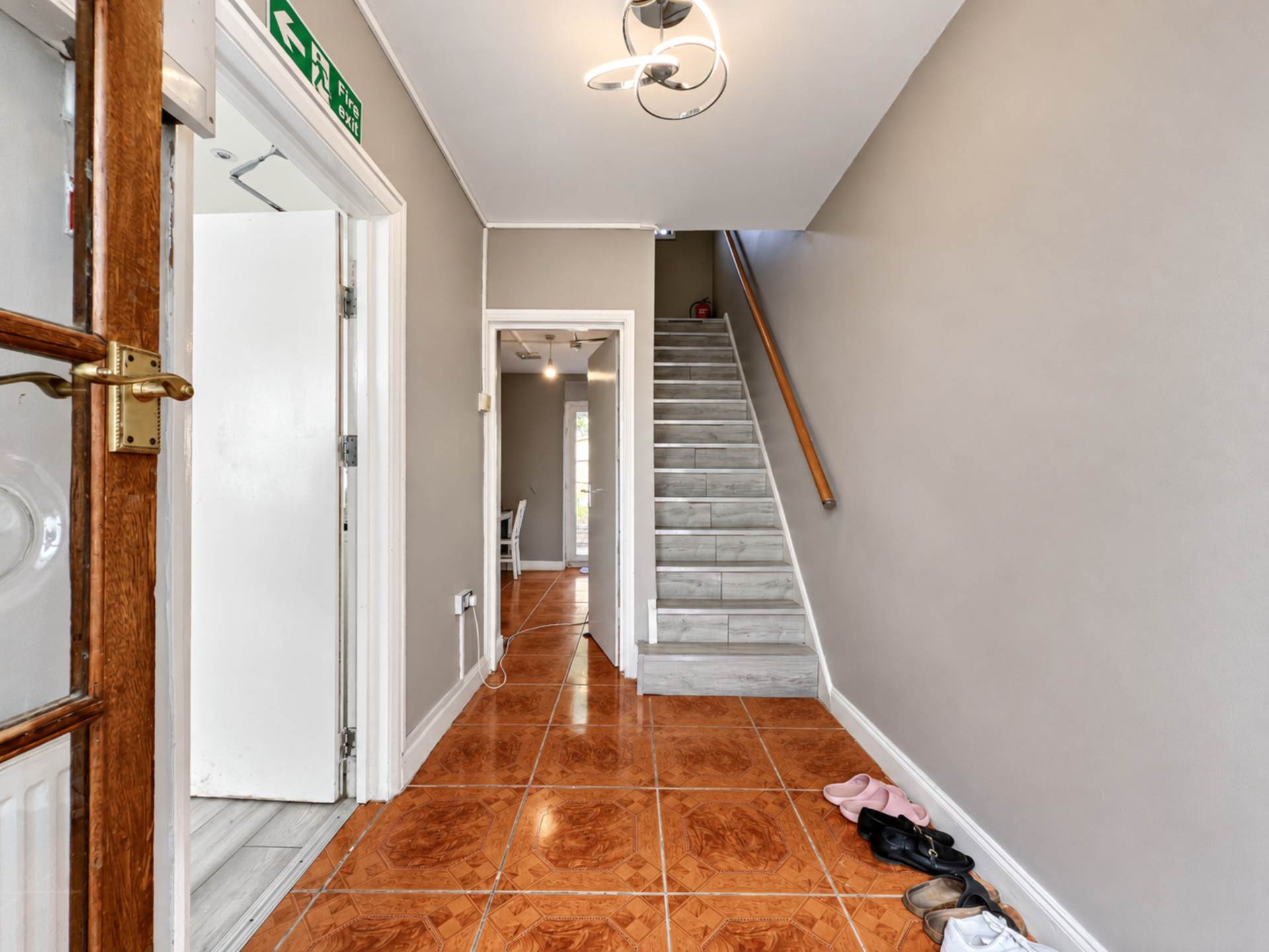 Dunstable Road, Romford, RM3, Image 7
